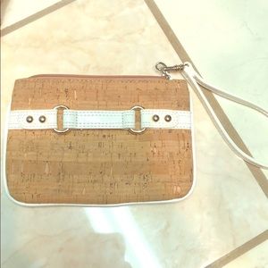 Express wristlet